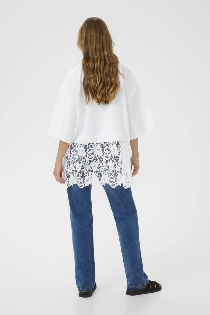 Kaffe KAnala kauluspaita pitsihelmalla, valkoinen