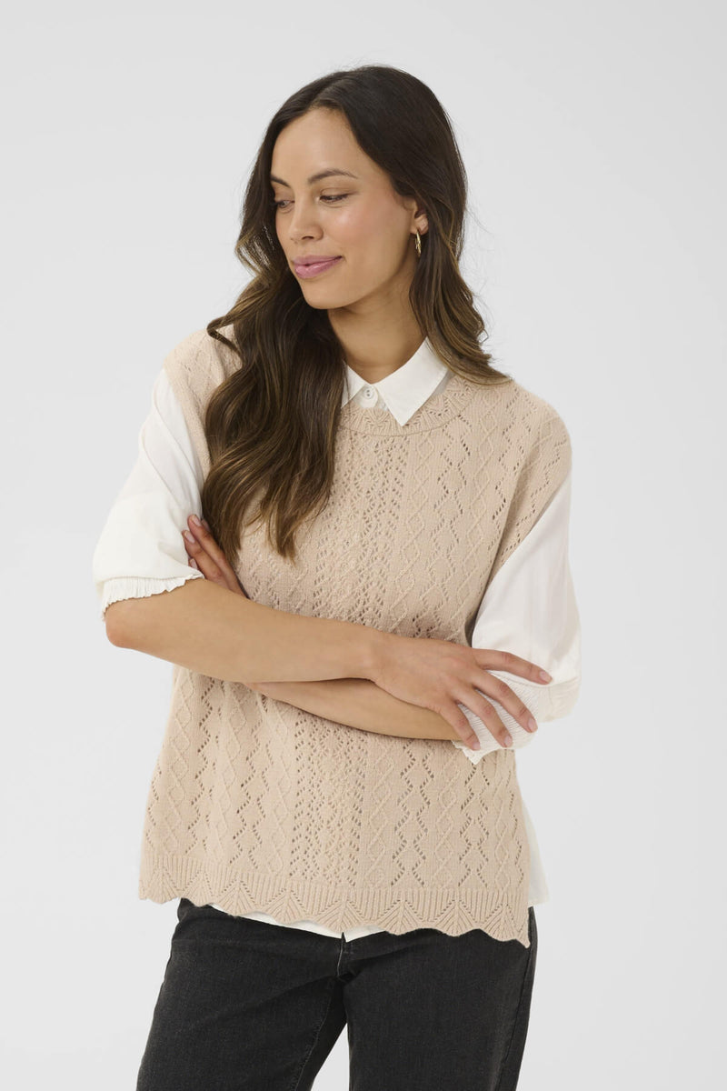 Cream CRGattie neuleliivi pitsikuviolla, vaalea beige