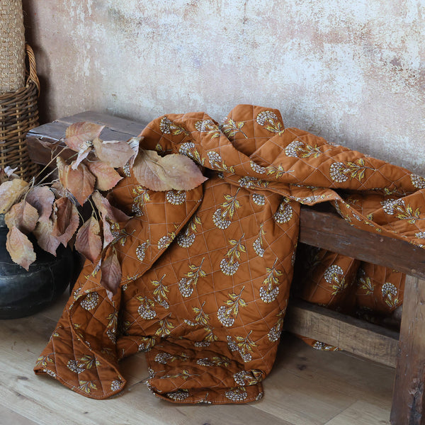 Chic Antique Aix peitto kukkakuviolla 180*130cm, terracotta