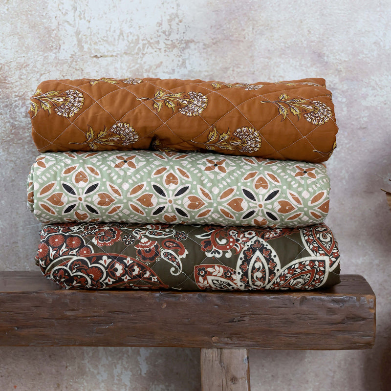 Chic Antique Aix peitto kukkakuviolla 180*130cm, terracotta