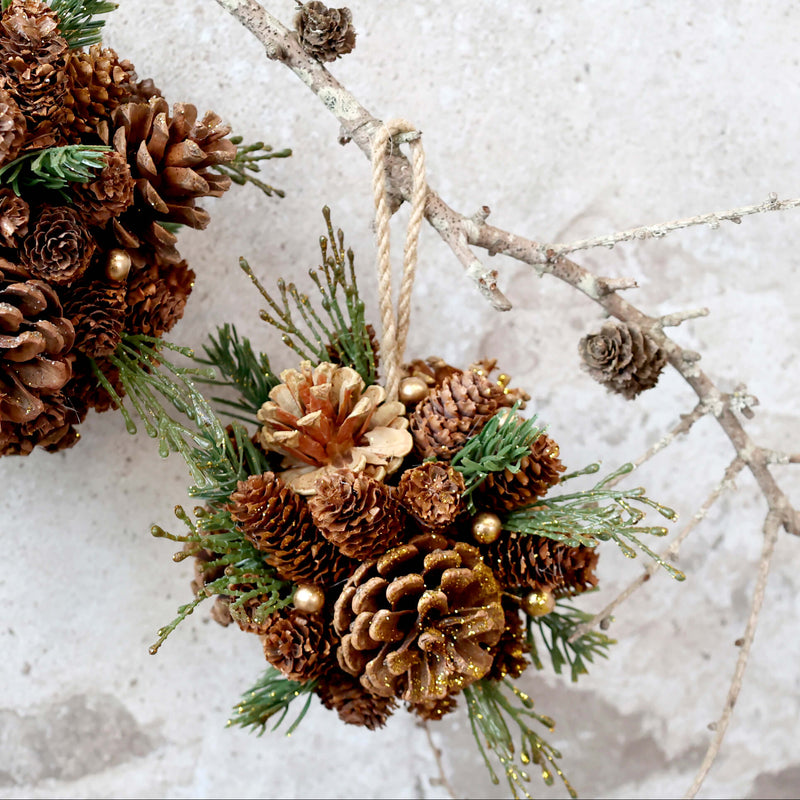 Chic Antique joulukoriste kävyillä ø16cm, vihreä/ruskea