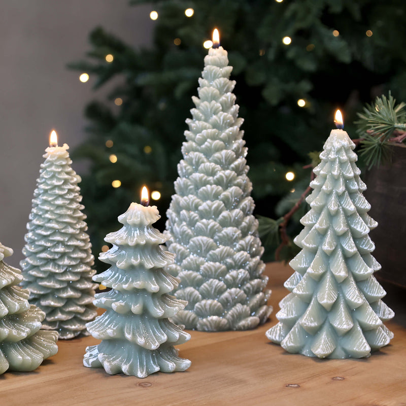 Chic Antique kuusi kynttilä glitterillä 18,5*10cm paloaika 25h, vihreä