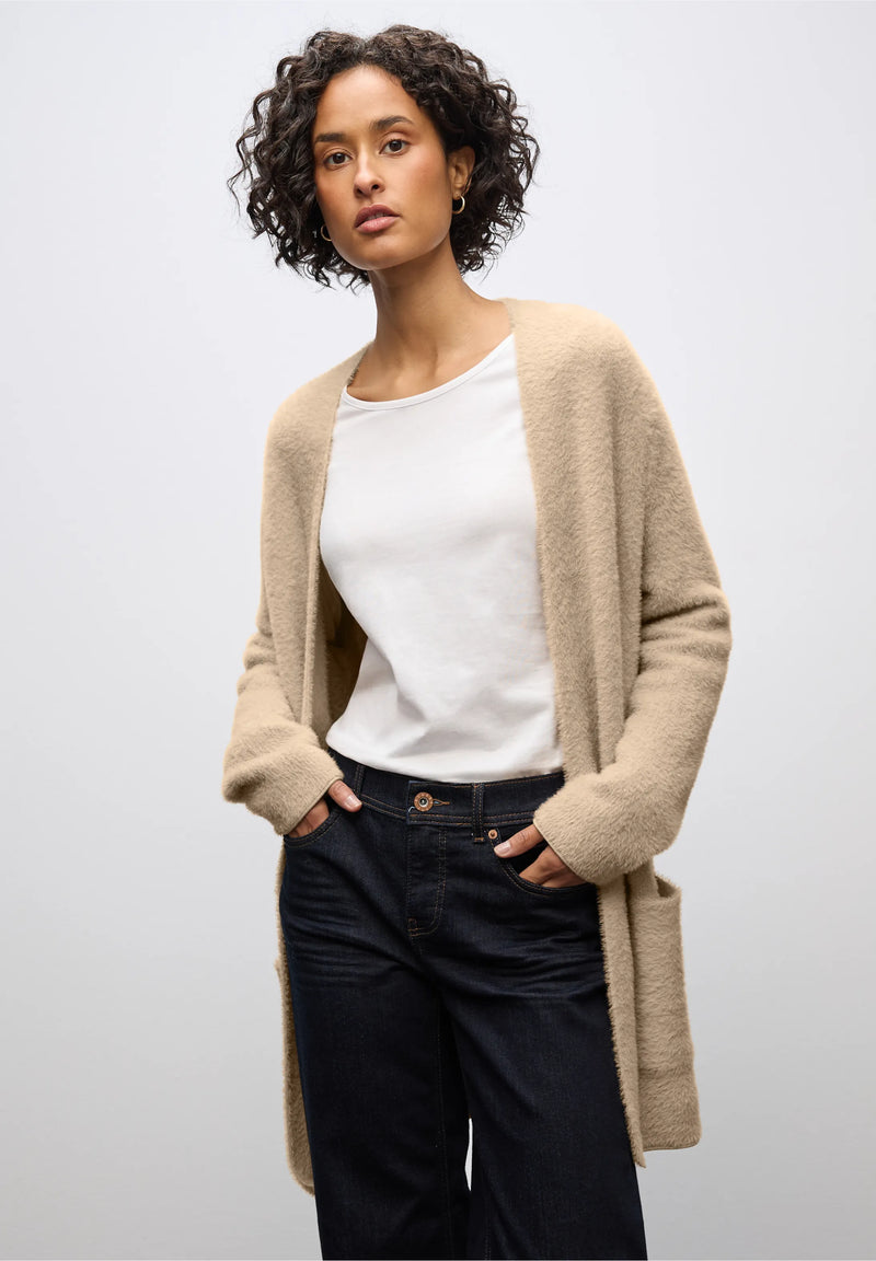 Street One pitkä neuletakki höyhenlangasta, beige