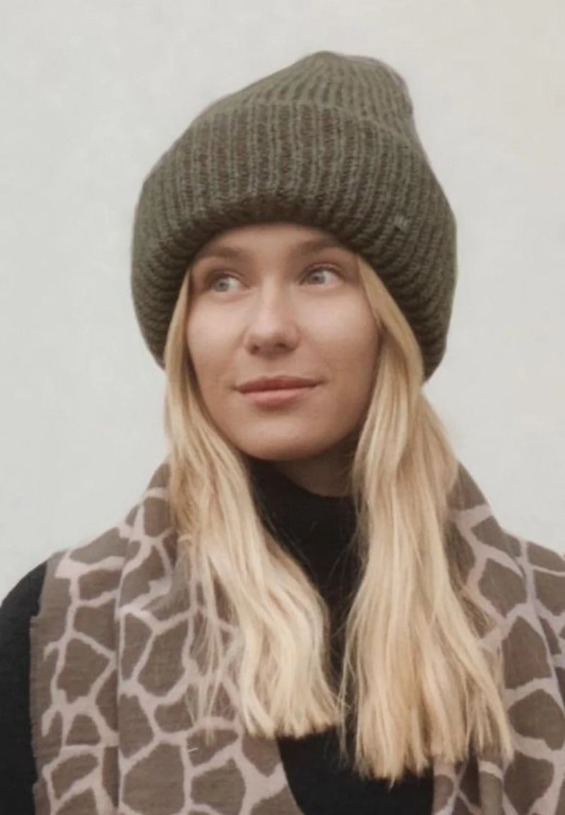 Lasessor Mollie mohairpipo fleece-vuorella, oliivinvihreä