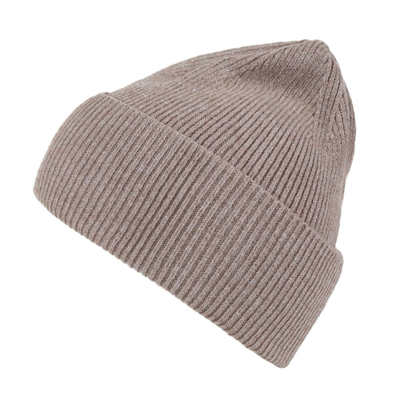 Lasessor Rilia neulebeanie lapsille, hiekka