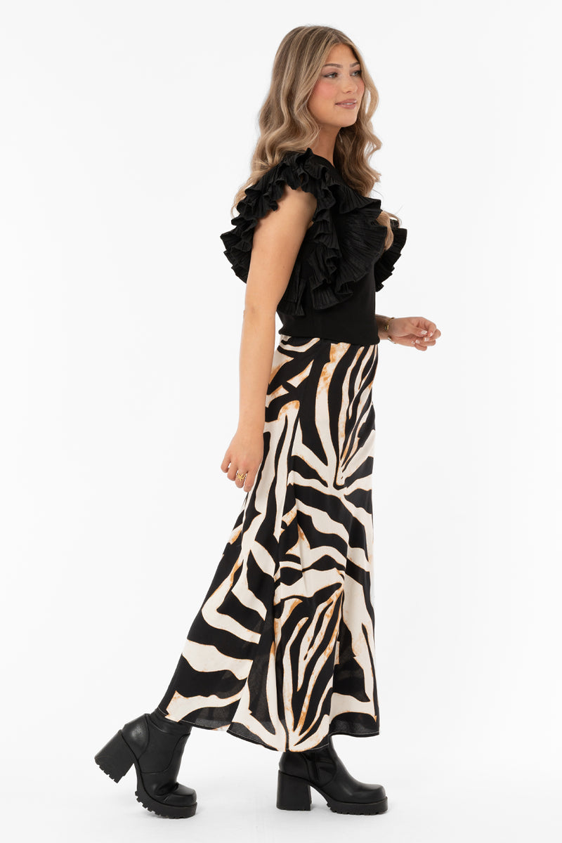 Capri Collection Vivienne toppi röyhelöhihoilla, musta