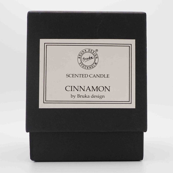 Bruka Smoked Cinnamon tuoksukynttilä 8*10,5cm